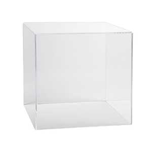 clear plexiglass box